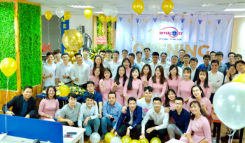 hyperlogy-tung-bung-to-chuc-le-khai-truong-van-phong-moi