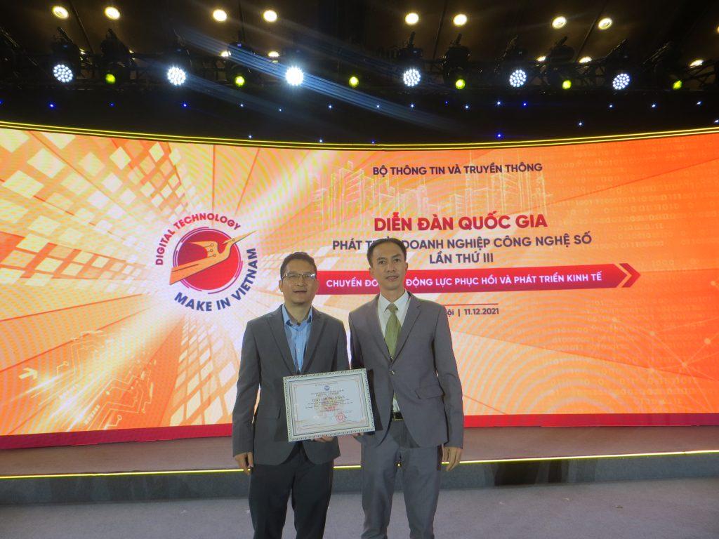 Hyperlogy nhận giải thưởng TOP 10 Giải pháp số xuất sắc Make in Vietnam 2021
