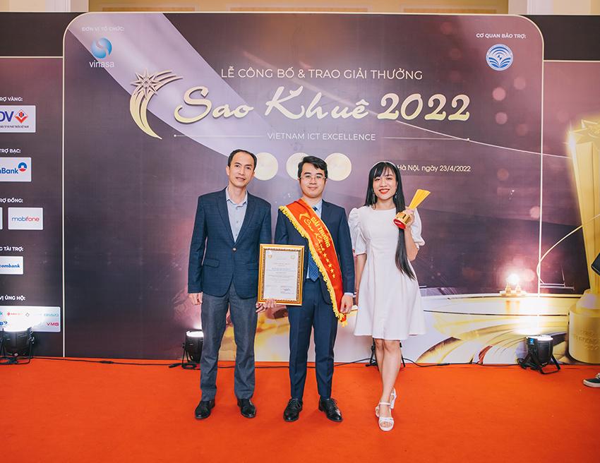 SVM Hyperlogy Sao Khuê 2022 02 Đại diện Hyperlogy tham gia Lễ trao Giải thưởng Sao Khuê 2022