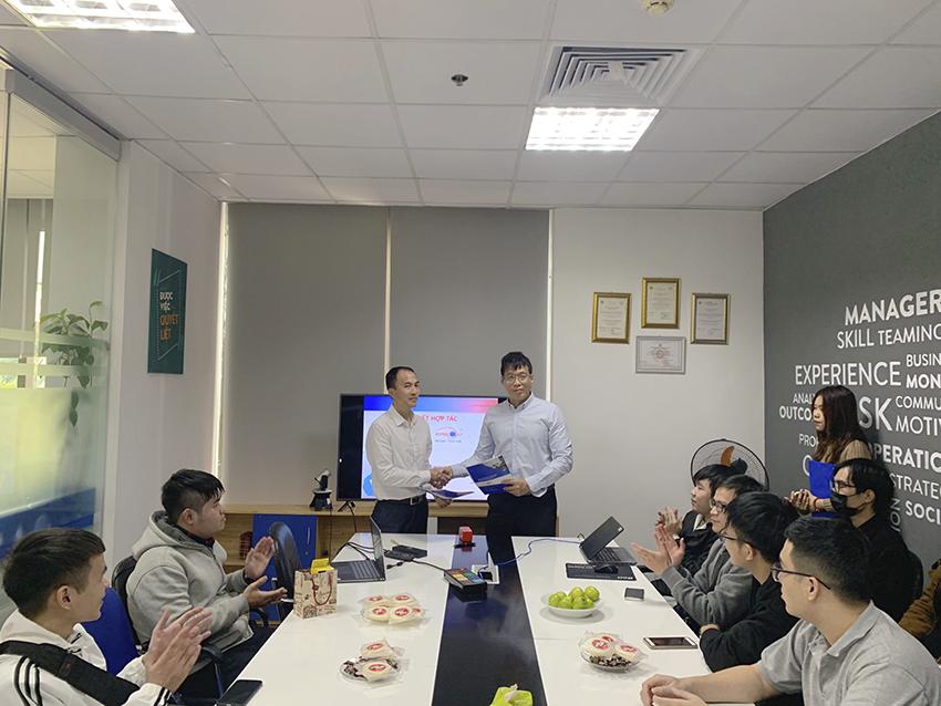 Đại diện 2 bên đã ký thỏa thuận hợp tác lâu dài Đại diện 2 bên đã ký thỏa thuận hợp tác lâu dài