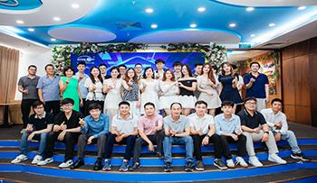 Hyperlogy Tổng kết Quý I2025 Power up together Năng lượng đoàn kết - động lực bứt phá