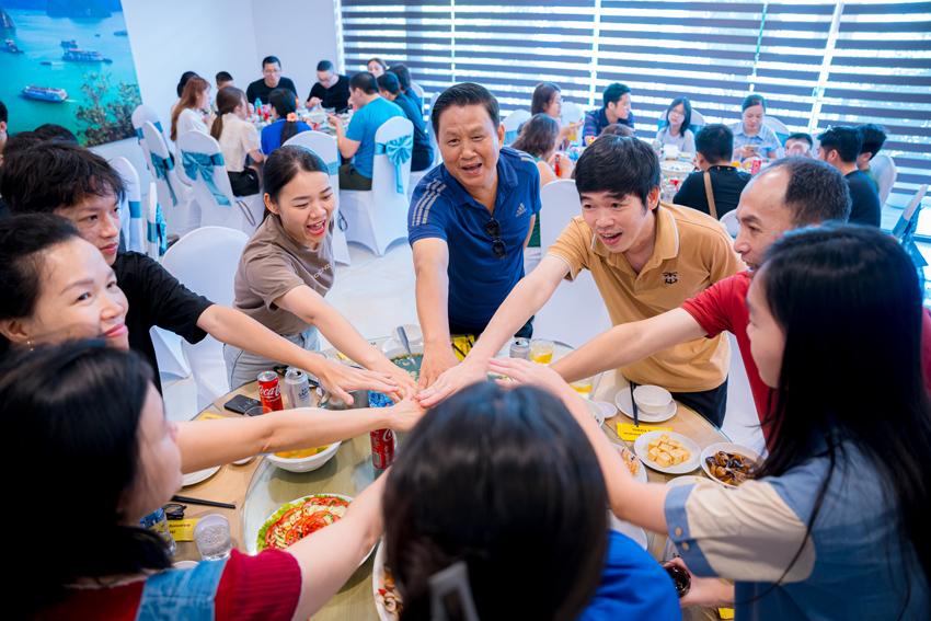 Đại gia đình Hyperlogy cùng nhau tiếp sức, chuẩn bị cho những hoạt động bùng nổ tiếp theo