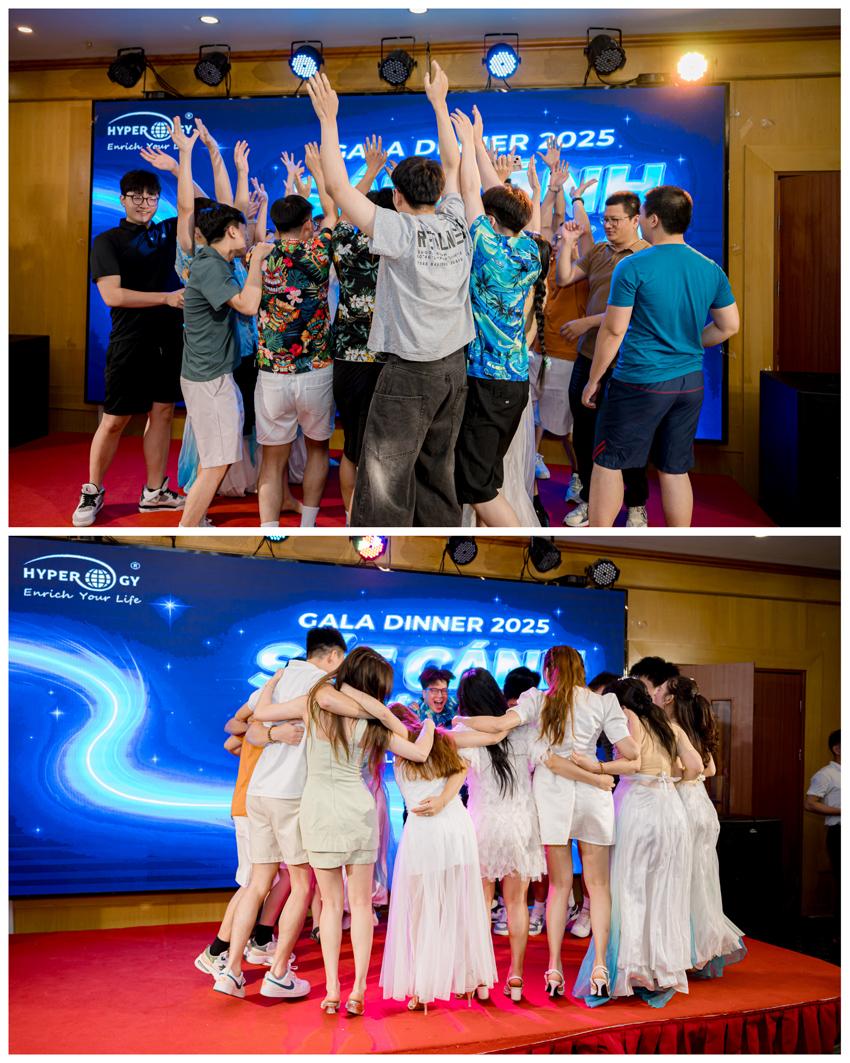 Mọi thành viên sẵn sàng "quẩy" hết mình trên sân khấu, làm Gala Dinner nóng hơn bao giờ hết