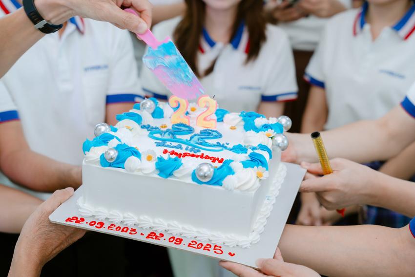 Chúc mừng sinh nhật Hyperlogy 22 tuổi